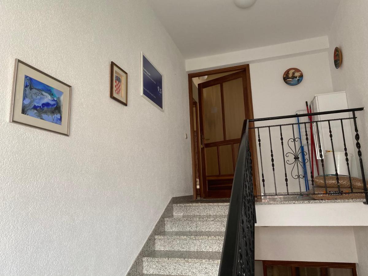 Casa Cino Lägenhet Umag Exteriör bild