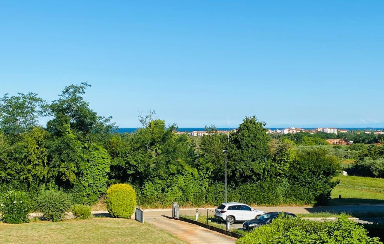Casa Cino Lägenhet Umag Exteriör bild