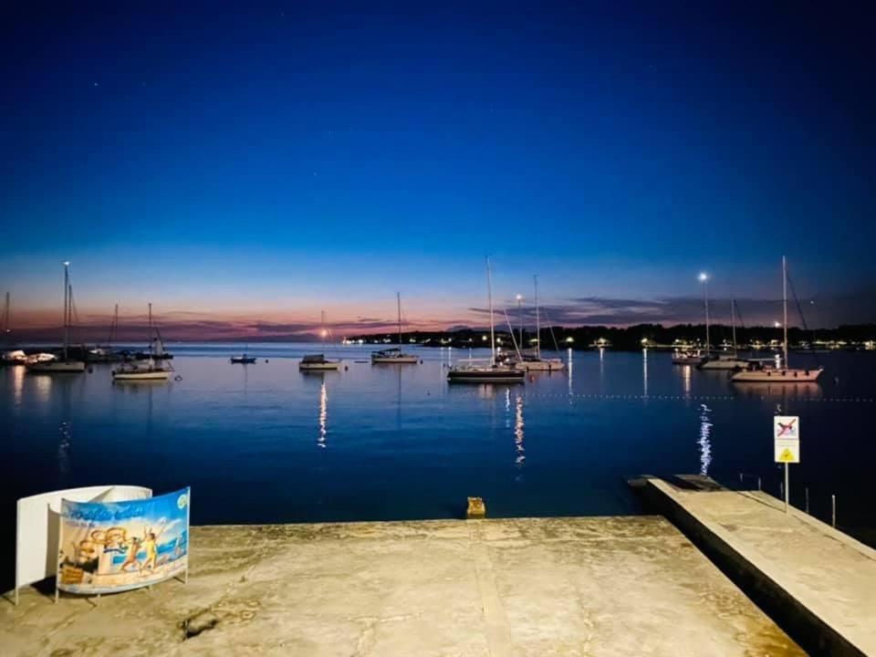 Casa Cino Lägenhet Umag Exteriör bild