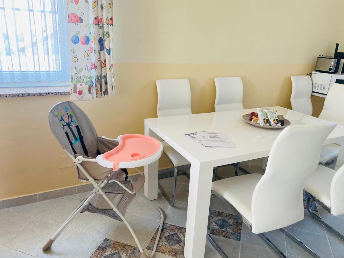 Casa Cino Lägenhet Umag Exteriör bild