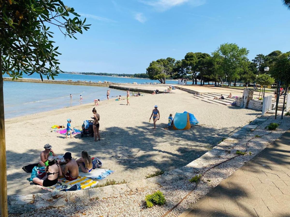Casa Cino Lägenhet Umag Exteriör bild